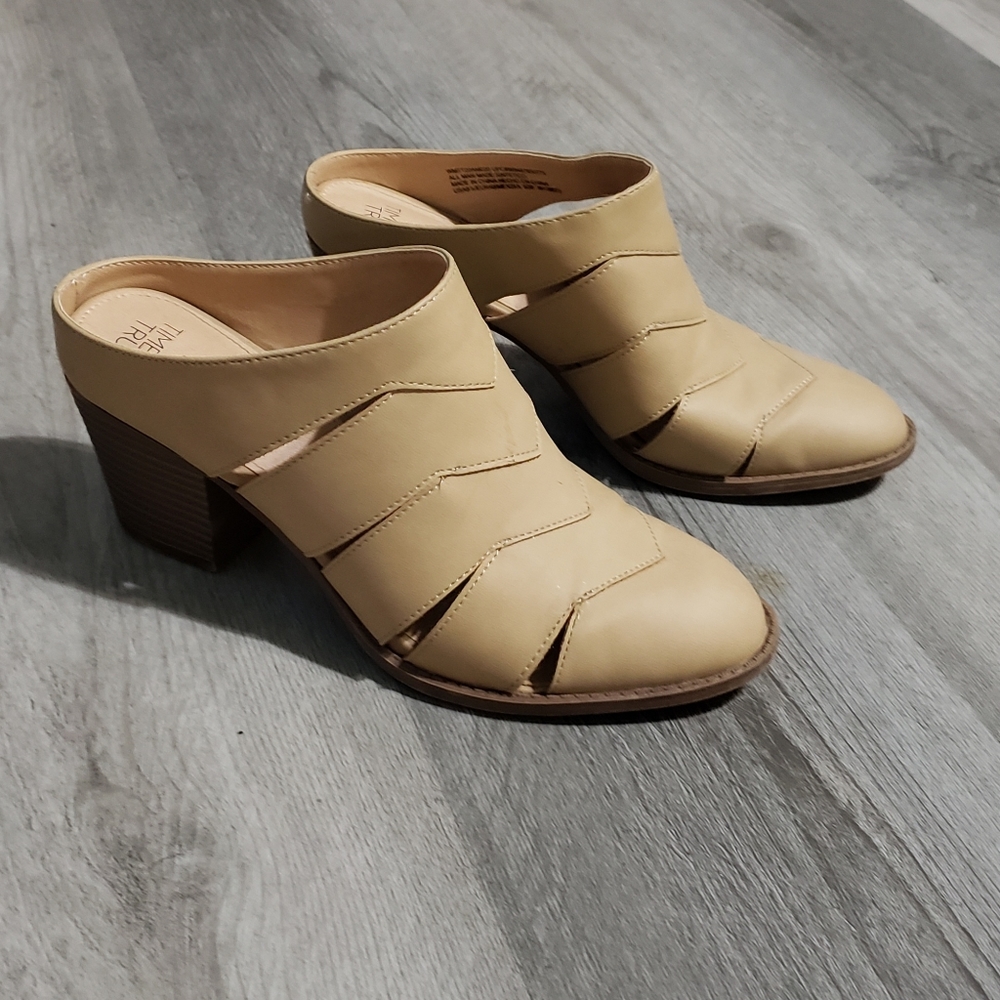 Time And Tru Memory Foam Tan Mules - image 5